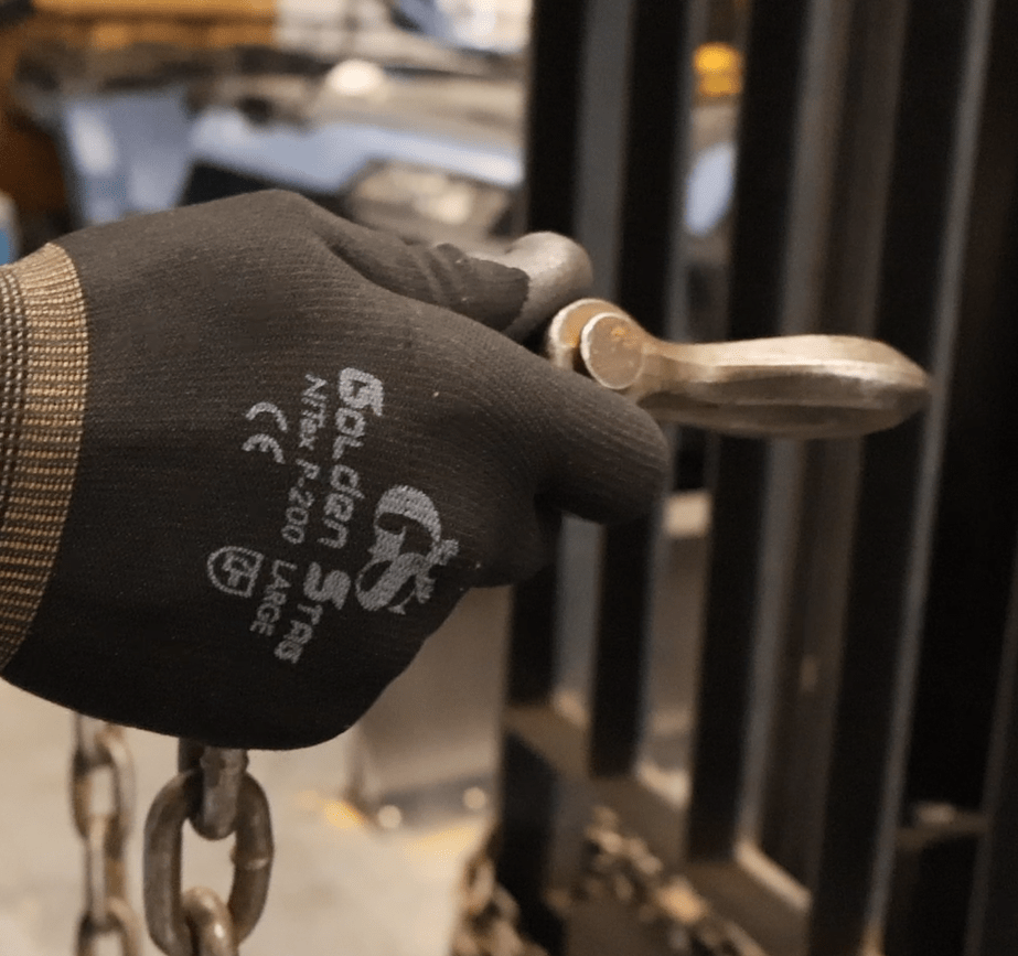 Heavy duty nitrile work gloves on sale